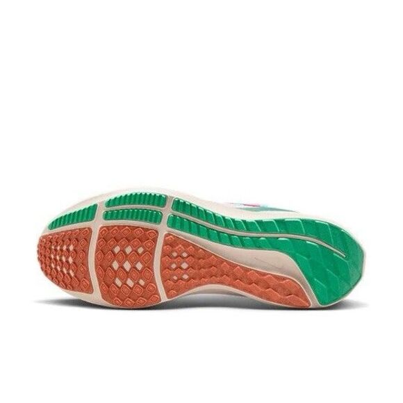 Size 15 Nike Air Zoom Pegasus 40 Familia Sail Green Sanddrift Mens FN0599-100